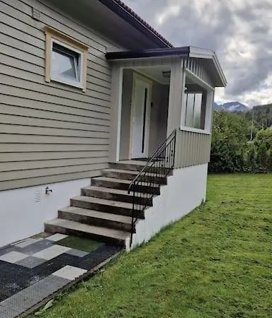 Daire Loft Stranda (More og Romsdal)